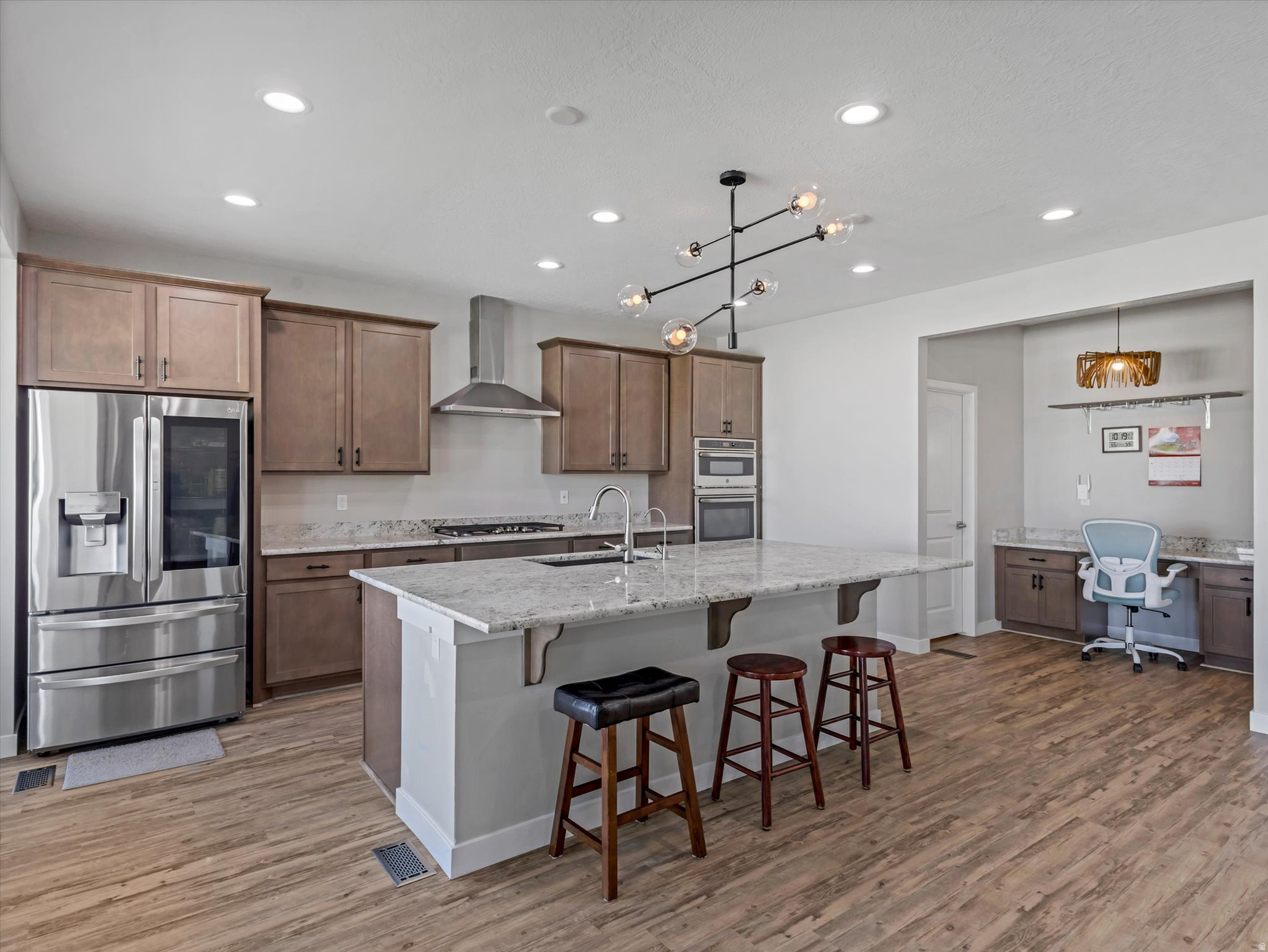 LAYTON SHORES SUBDIV - Residential