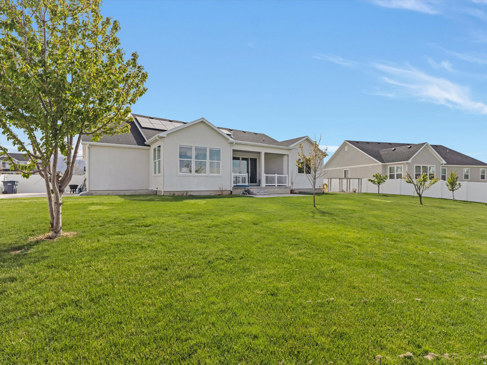 LAYTON SHORES SUBDIV - Residential