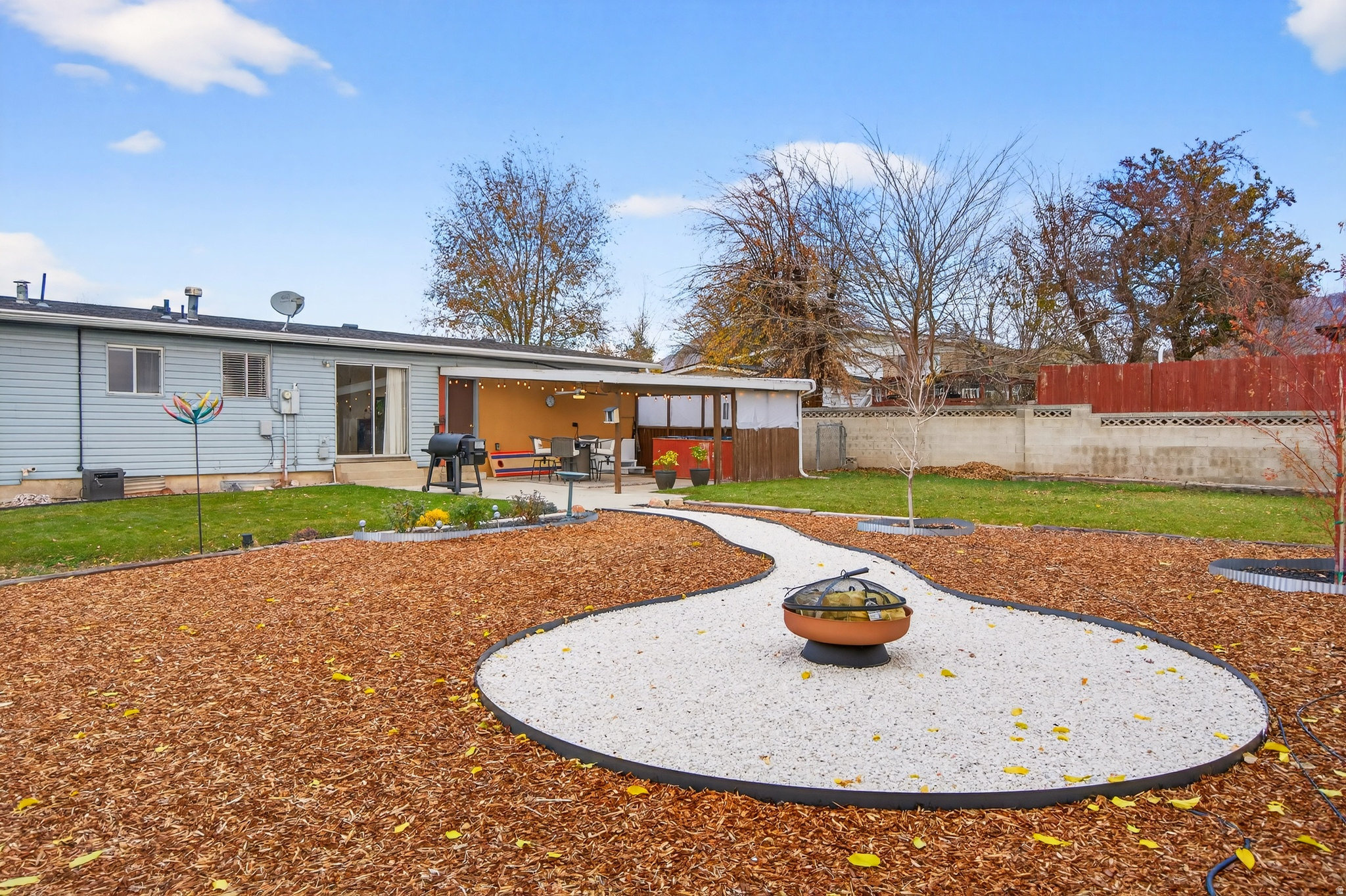 FAIROAKS - Residential