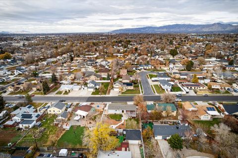 Tiny photo for 386 E PIONEER AVE S, Sandy, UT 84070 (MLS # 2123989)