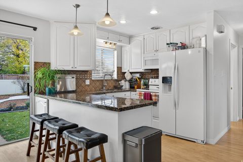 Tiny photo for 386 E PIONEER AVE S, Sandy, UT 84070 (MLS # 2123989)