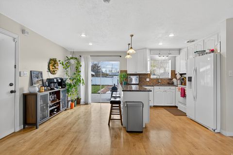 Tiny photo for 386 E PIONEER AVE S, Sandy, UT 84070 (MLS # 2123989)