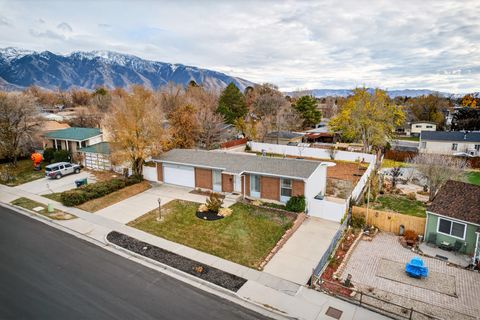 Tiny photo for 386 E PIONEER AVE S, Sandy, UT 84070 (MLS # 2123989)