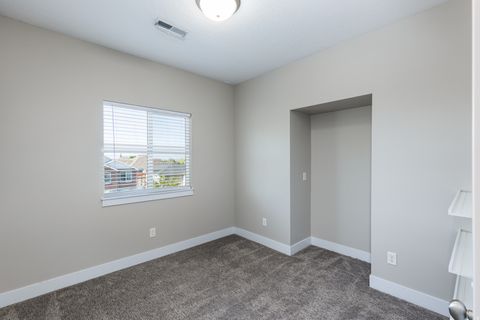 Tiny photo for 1683 W PACKSADDLE CIR, Bluffdale, UT 84065 (MLS # 2158441)