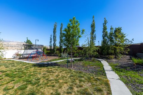 Tiny photo for 1683 W PACKSADDLE CIR, Bluffdale, UT 84065 (MLS # 2158441)