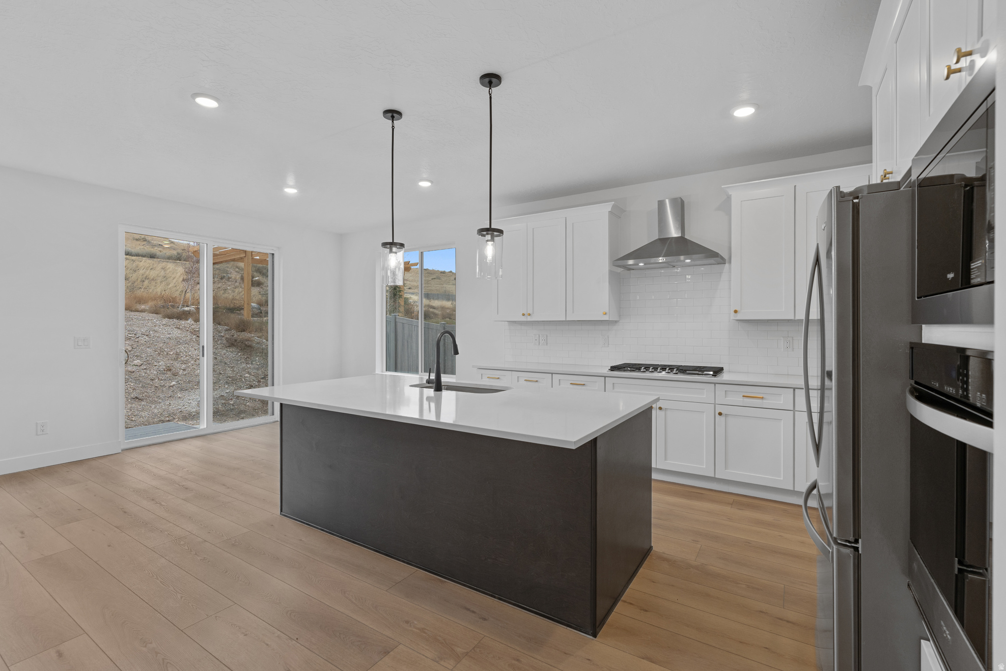 VISTAS AT SUMMIT RDG - Residential