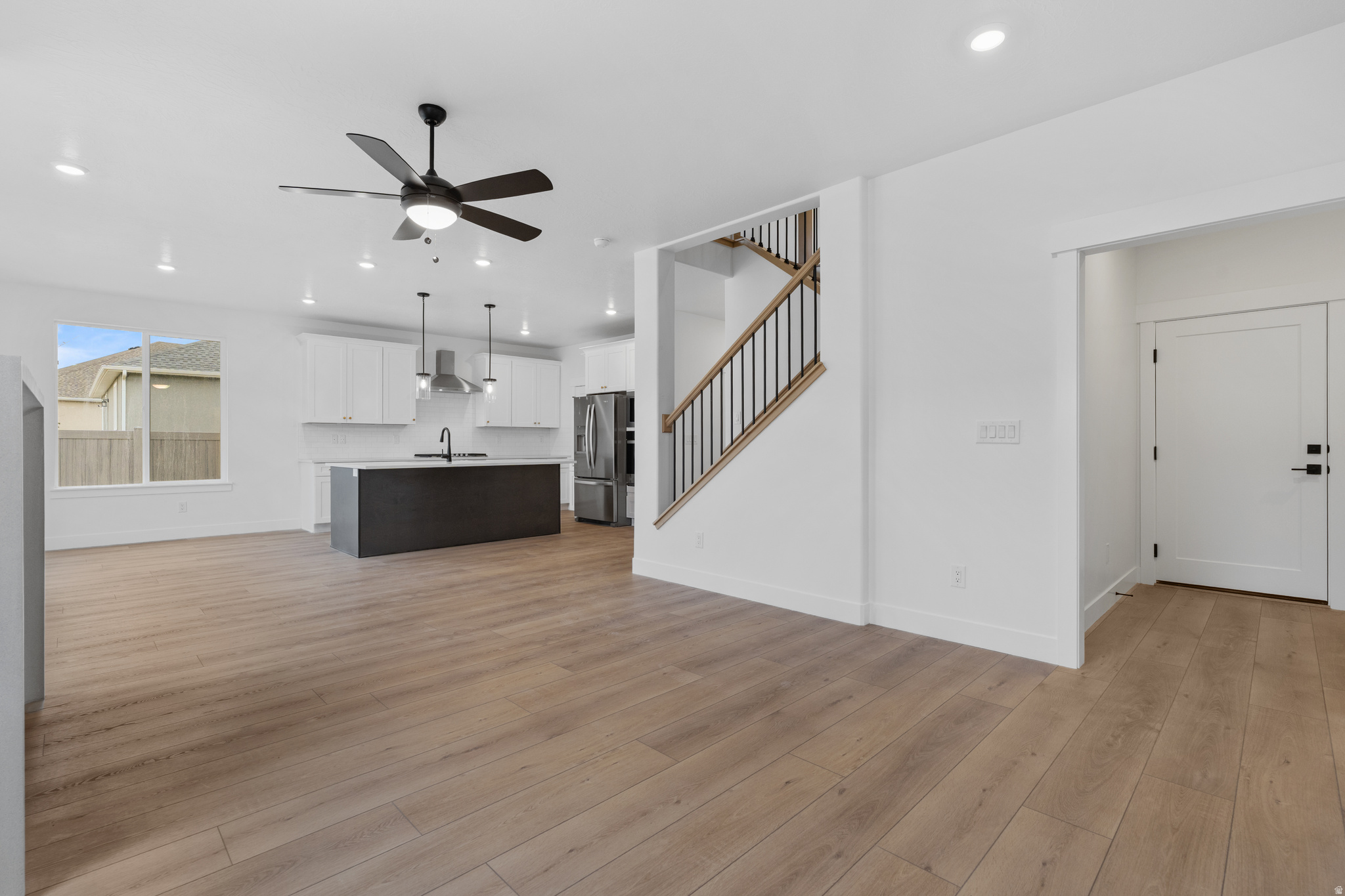 VISTAS AT SUMMIT RDG - Residential