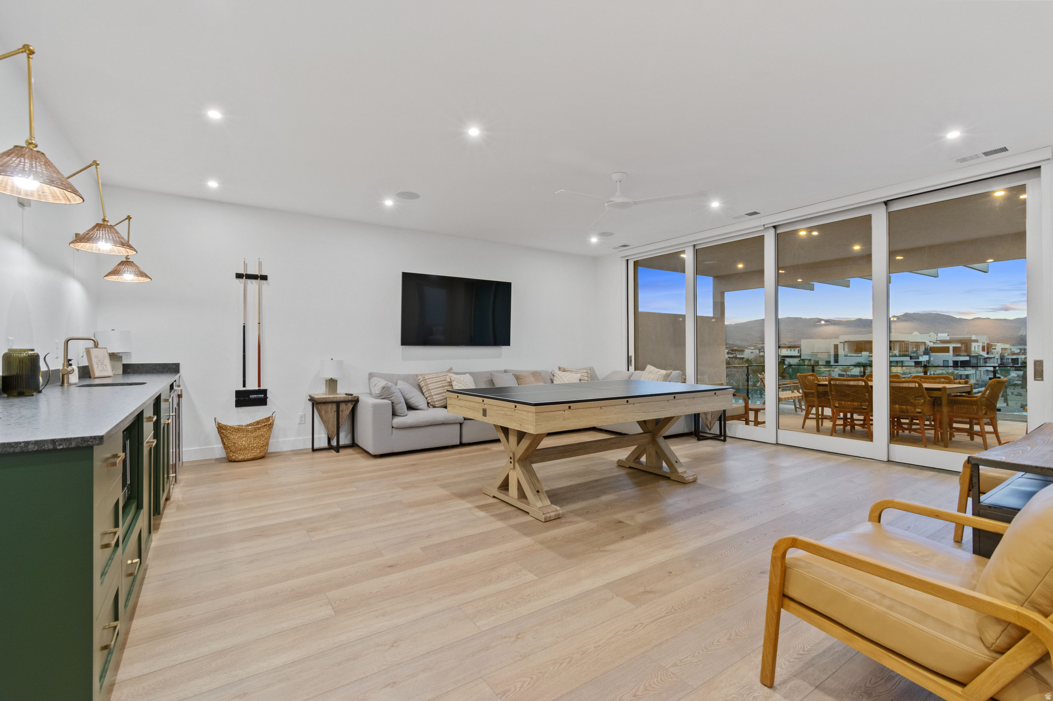 DESERT COLOR RESORT - Residential