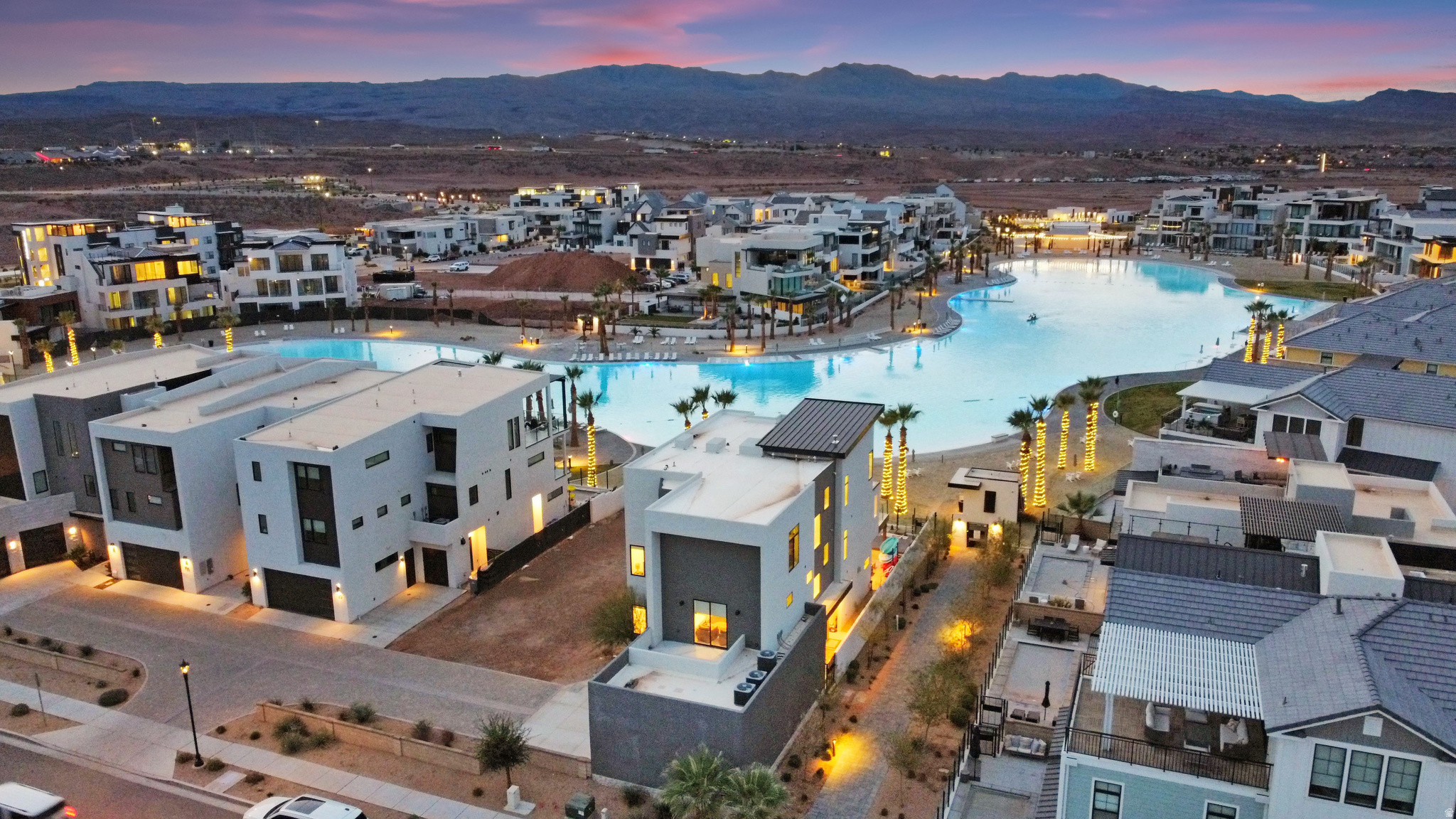 DESERT COLOR RESORT - Residential