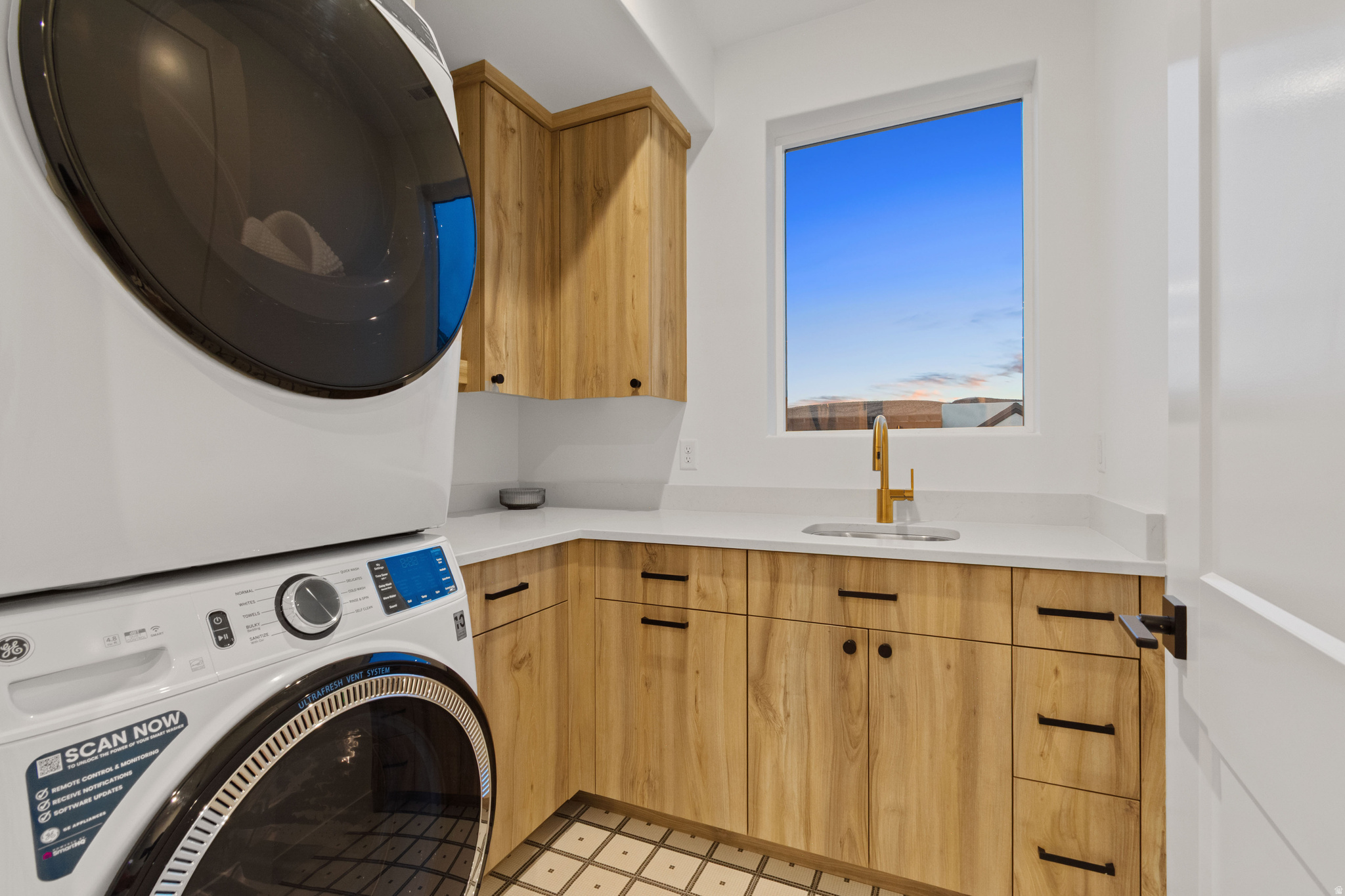 DESERT COLOR RESORT - Residential