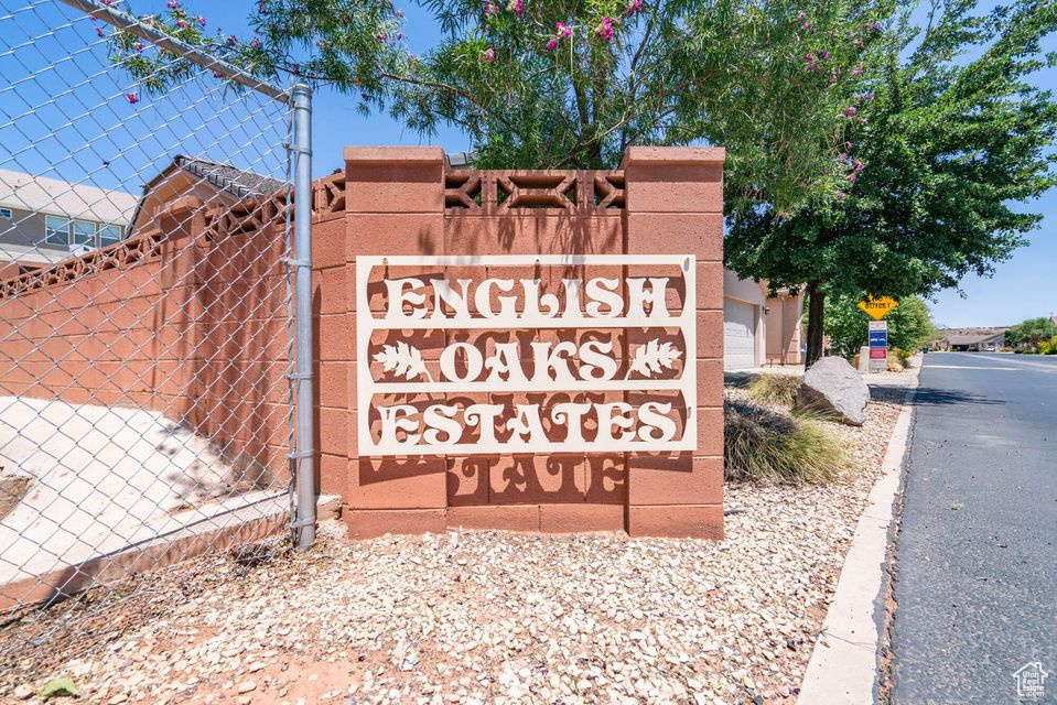 ENGLISH OAKS ESTATES - Residential