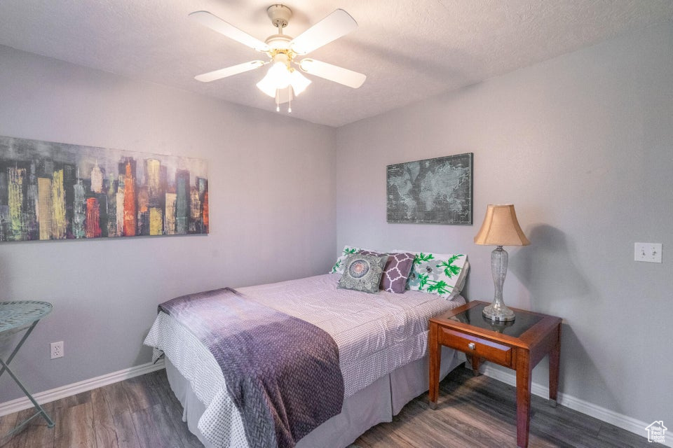ENGLISH OAKS ESTATES - Residential