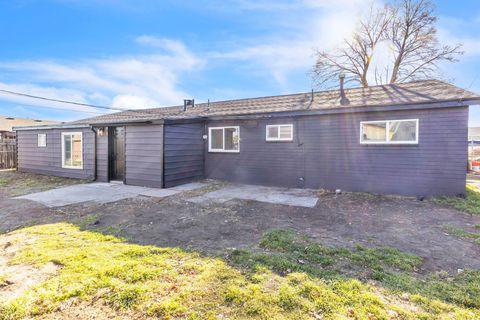 Tiny photo for 4038 W 5580 S, Kearns, UT 84118 (MLS # 2126869)