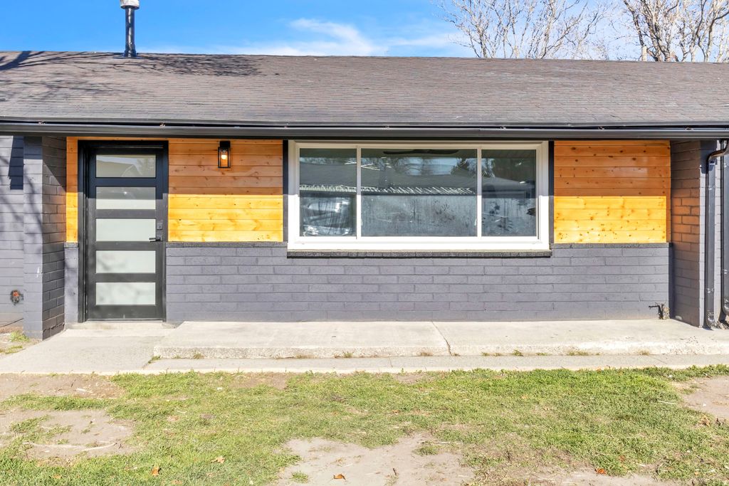 Photo of 4038 W 5580 S, Kearns, UT 84118 (MLS # 2126869)