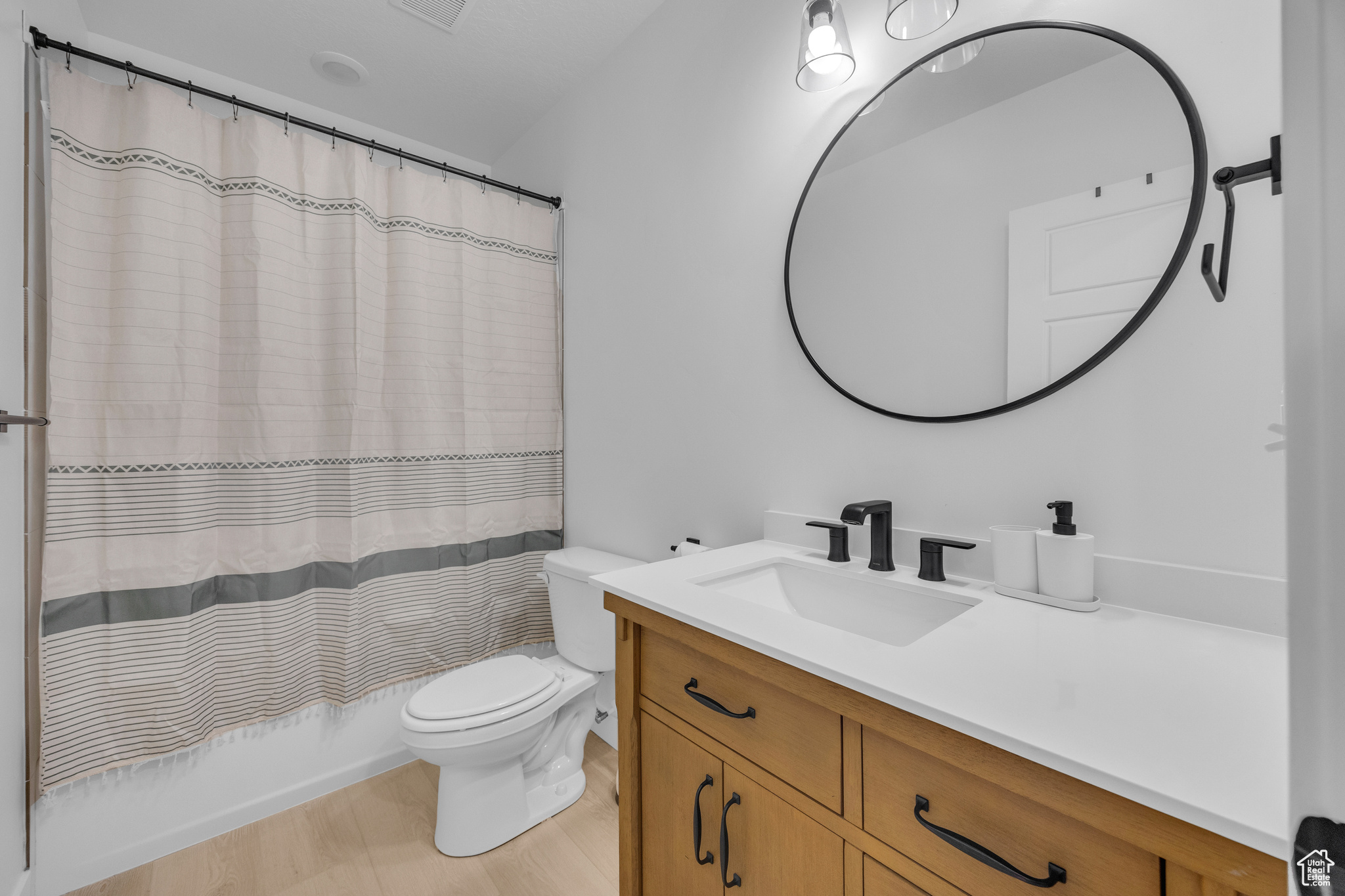 1523 E 3175, Layton, Utah image 27