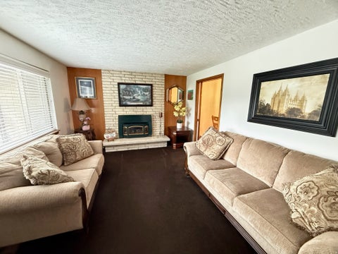 Tiny photo for 932 S 6800 E, Huntsville, UT 84317 (MLS # 2171674)