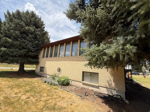 Tiny photo for 932 S 6800 E, Huntsville, UT 84317 (MLS # 2171674)