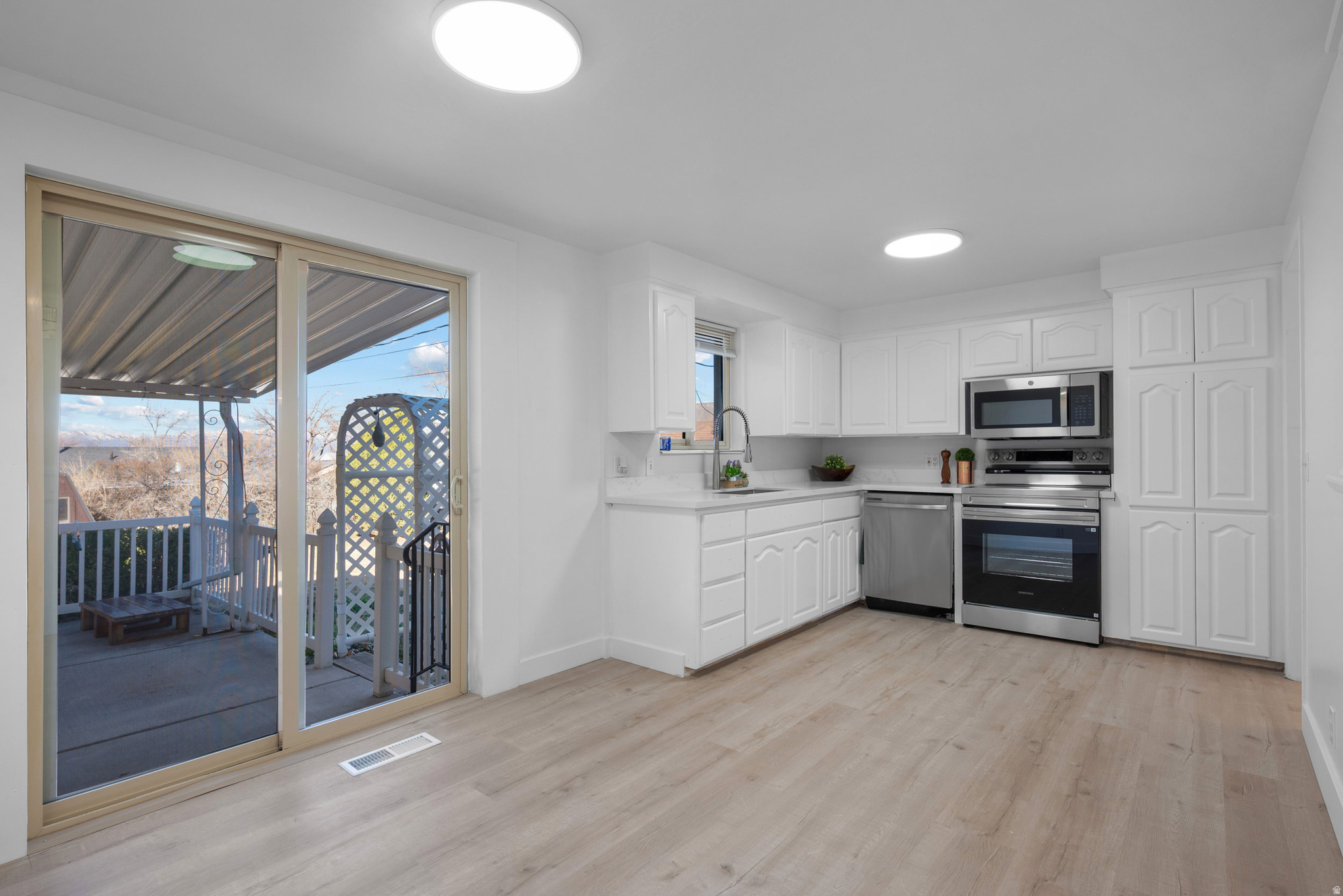 GALAXIE HEIGHTS - Residential