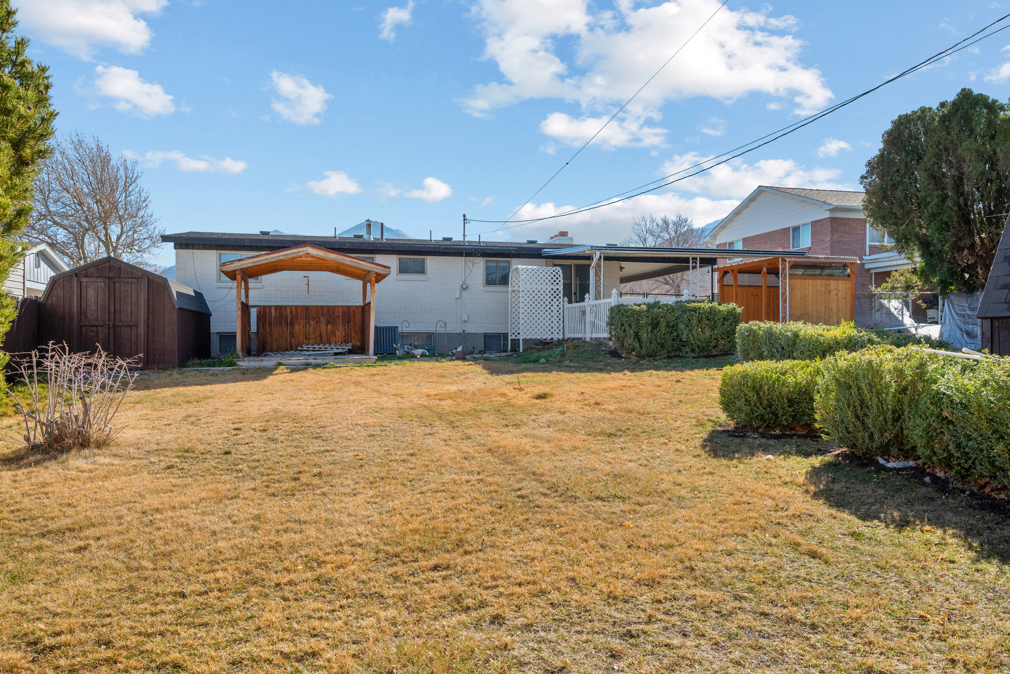 GALAXIE HEIGHTS - Residential