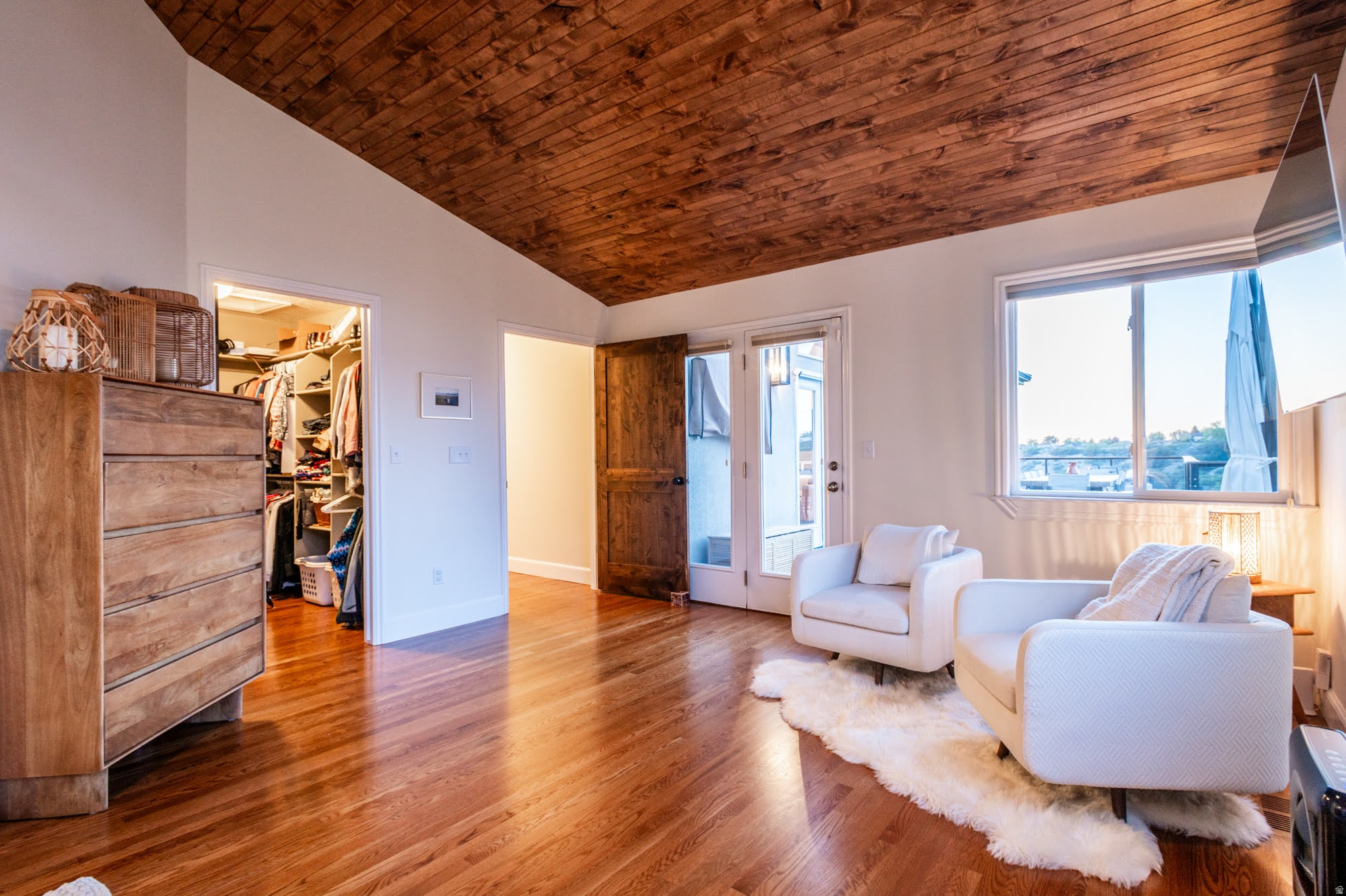 DIMPLE DELL RANCHETT - Residential