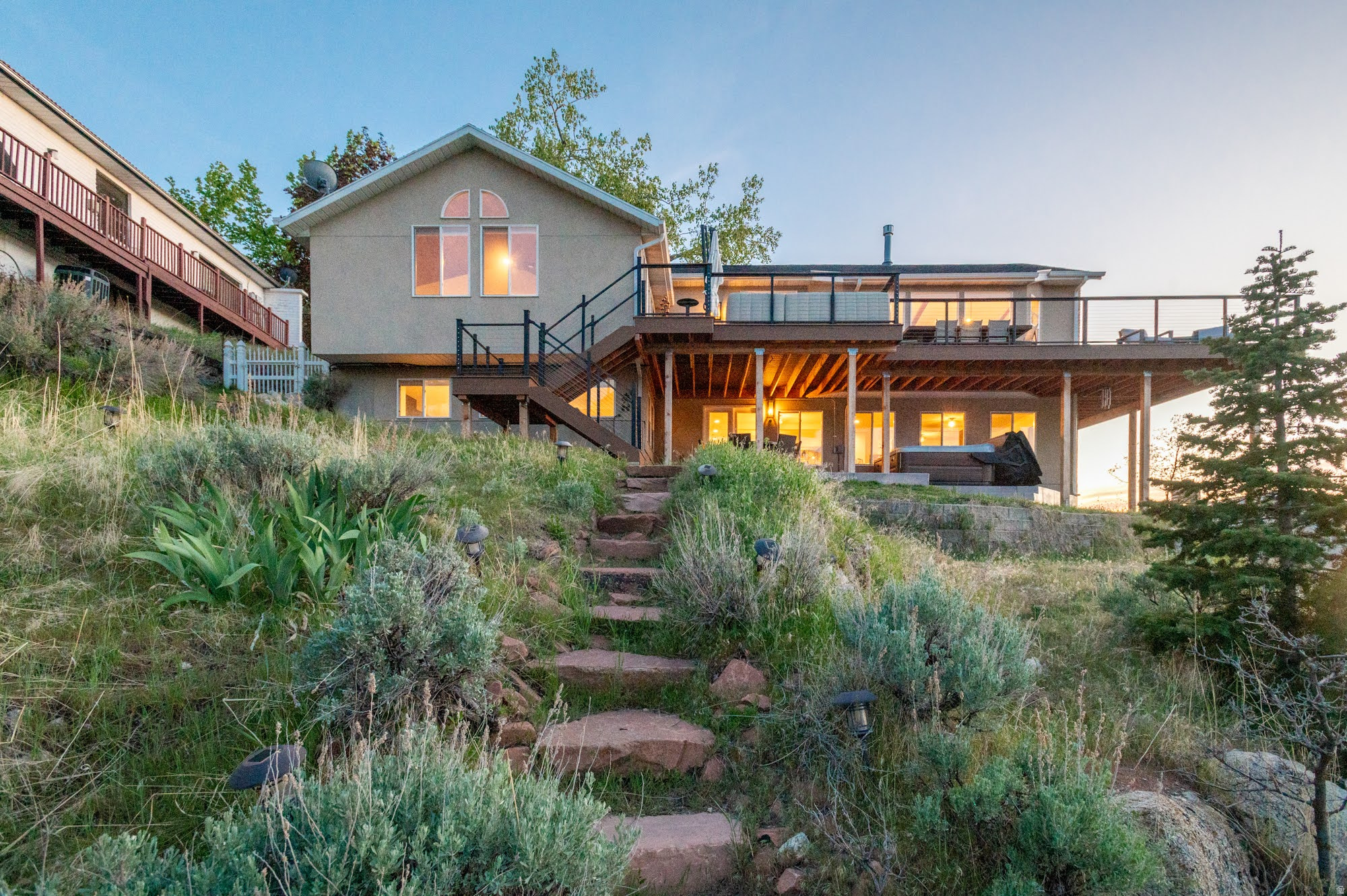 DIMPLE DELL RANCHETT - Residential
