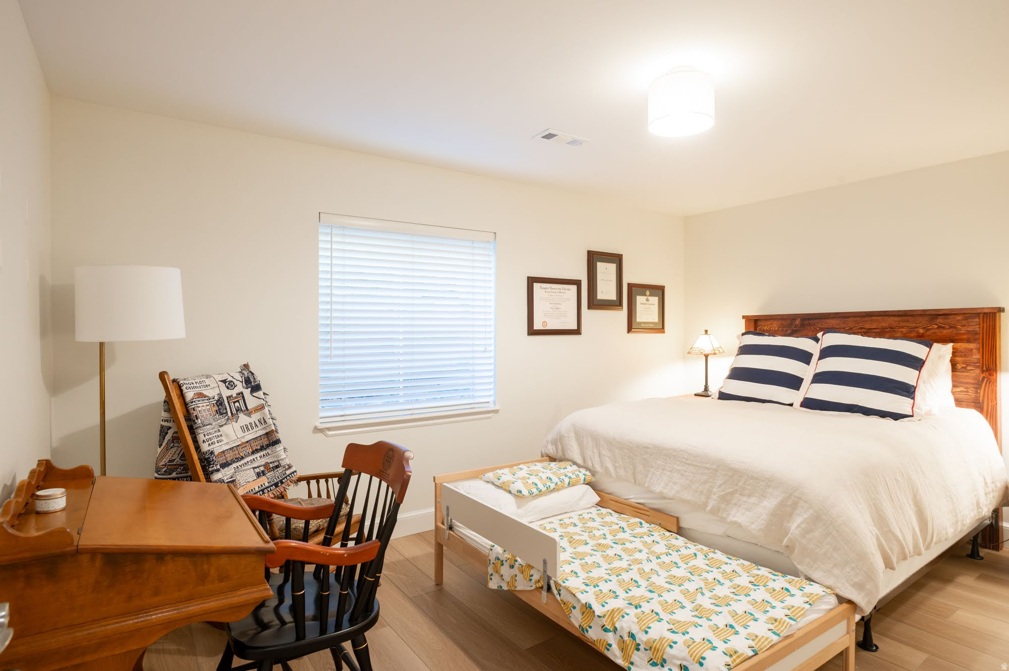 DIMPLE DELL RANCHETT - Residential