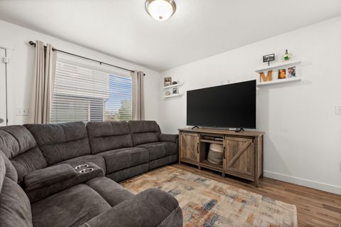 Tiny photo for 217 E HUMMINGBIRD CT, Saratoga Springs, UT 84045 (MLS # 2153799)
