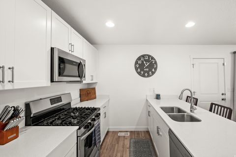 Tiny photo for 217 E HUMMINGBIRD CT, Saratoga Springs, UT 84045 (MLS # 2153799)
