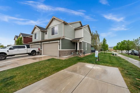 Tiny photo for 217 E HUMMINGBIRD CT, Saratoga Springs, UT 84045 (MLS # 2153799)