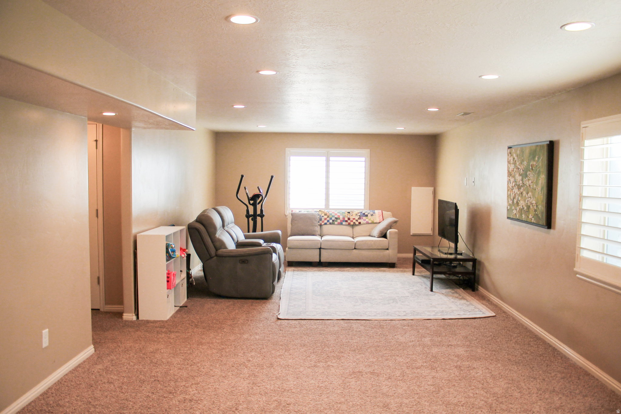 COTTAGES AT CAMELOT - Residential