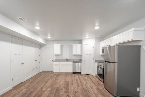 Tiny photo for 1028 E 2220 S, Heber City, UT 84032 (MLS # 2140509)