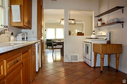 Tiny photo for 1021 E 800 S, Salt Lake City, UT 84102 (MLS # 2092106)