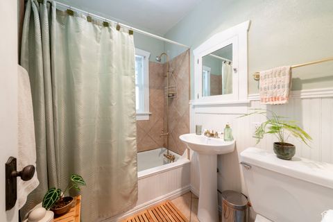 Tiny photo for 1021 E 800 S, Salt Lake City, UT 84102 (MLS # 2092106)