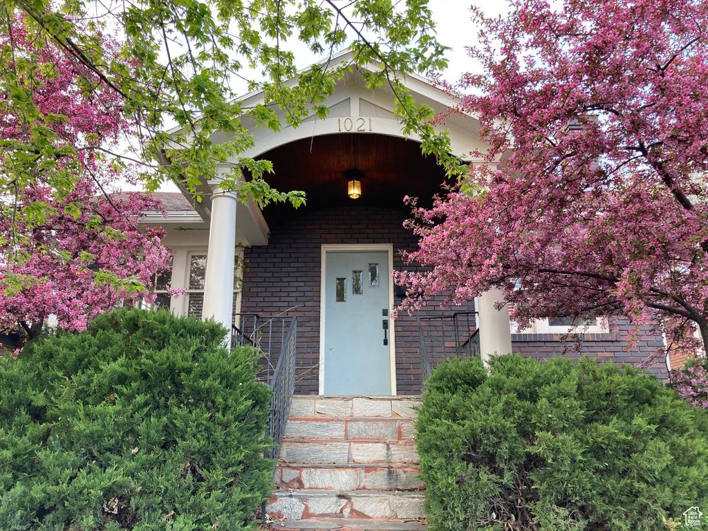 Photo for 1021 E 800 S, Salt Lake City, UT 84102 (MLS # 2092106)