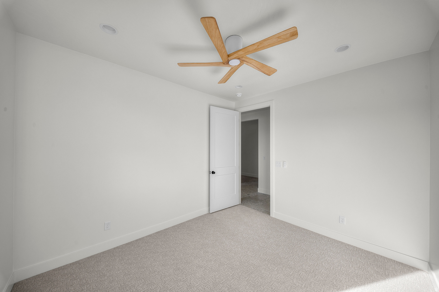 SAND HOLLOW VILLAGE - Residential