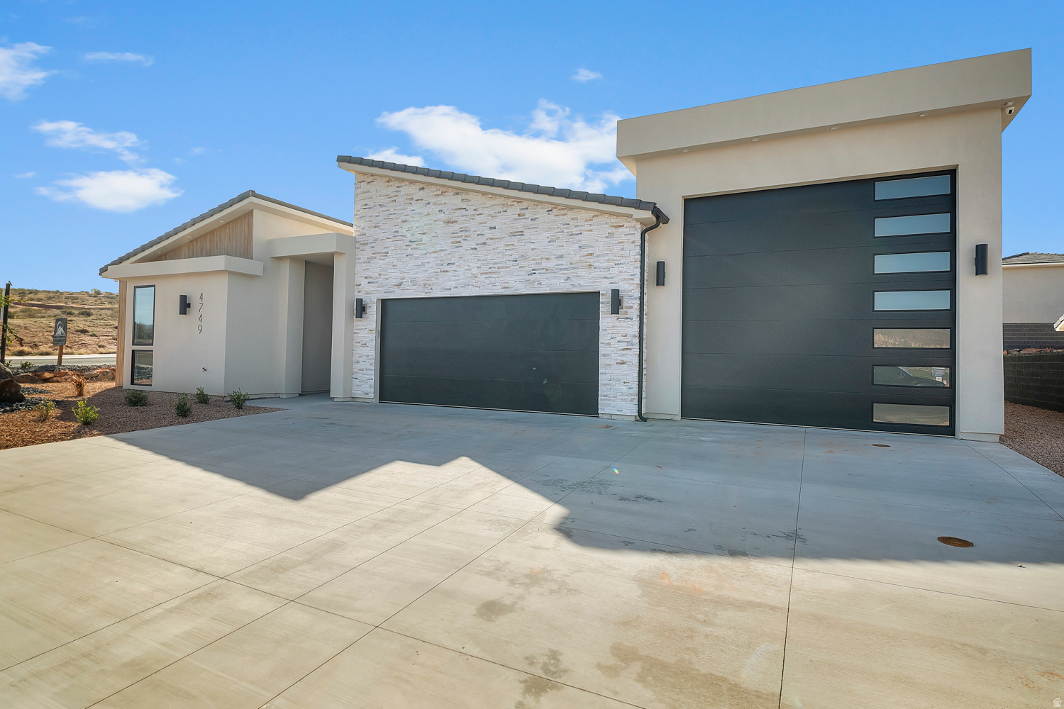 SAND HOLLOW VILLAGE - Residential