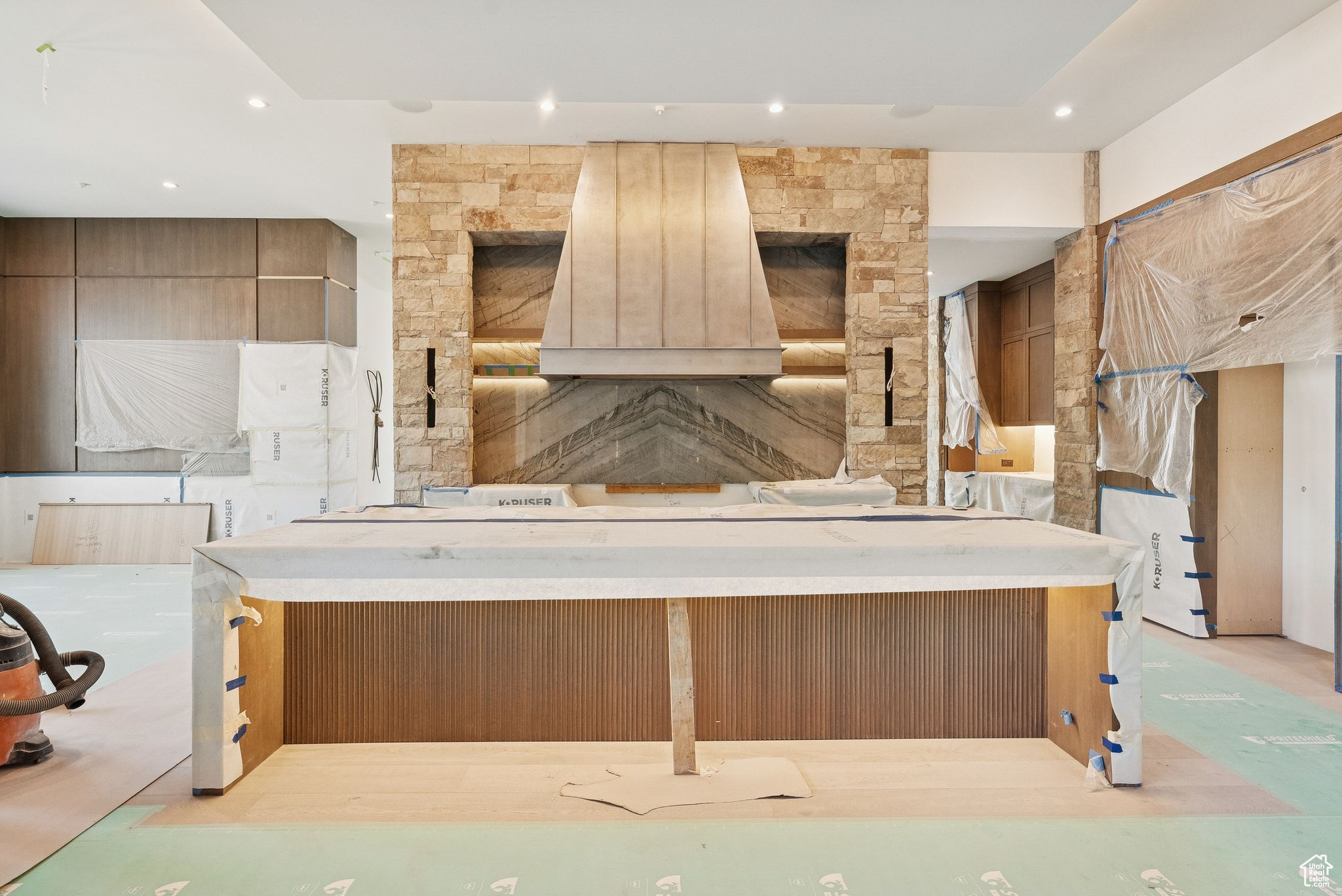 COLONY AT WHITE PINE CANYON ROAD - Residential