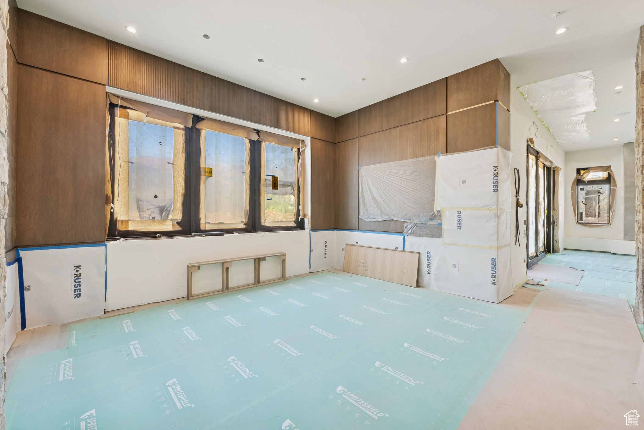 COLONY AT WHITE PINE CANYON ROAD - Residential