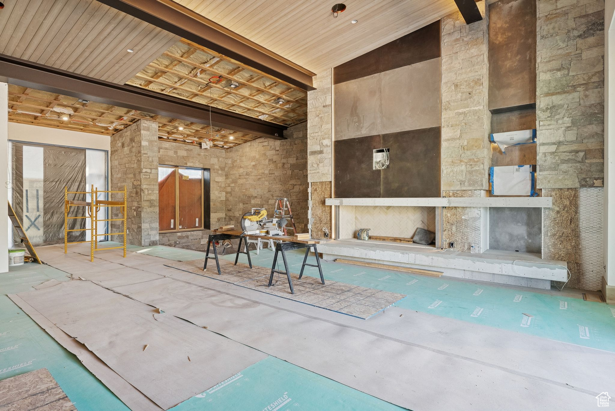 COLONY AT WHITE PINE CANYON ROAD - Residential