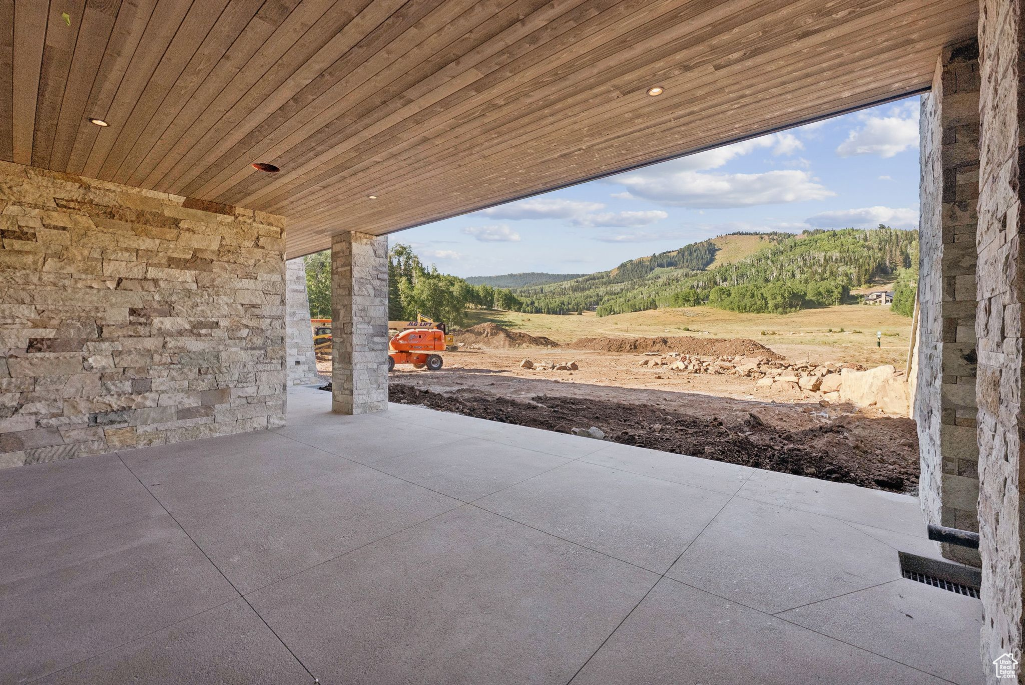 COLONY AT WHITE PINE CANYON ROAD - Residential