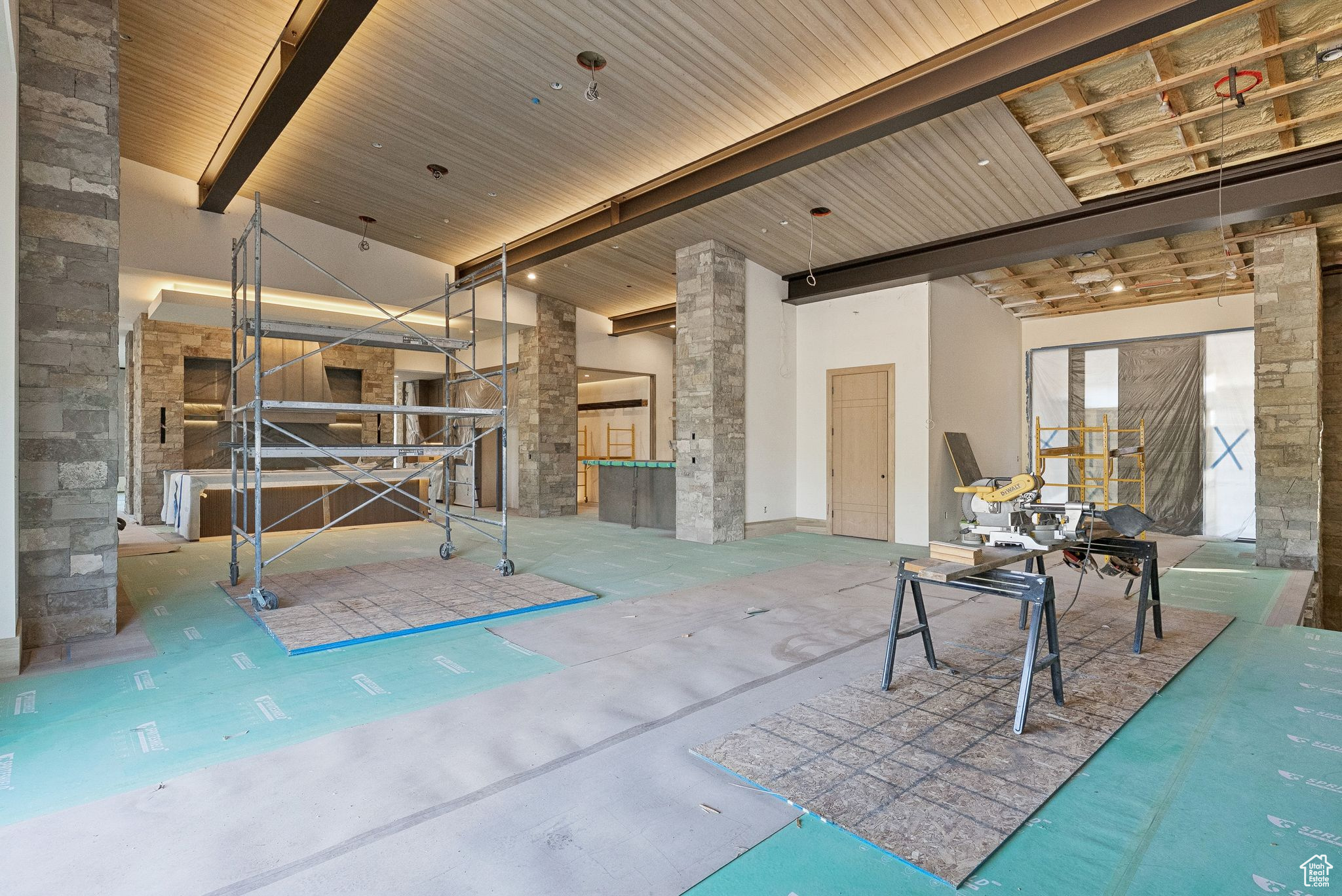 COLONY AT WHITE PINE CANYON ROAD - Residential