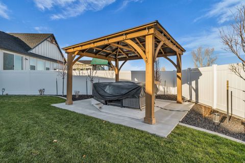 Tiny photo for 4590 N OKTOBERFEST WAY, Eagle Mountain, UT 84005 (MLS # 2124680)