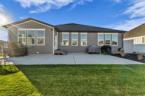 Tiny photo for 4590 N OKTOBERFEST WAY, Eagle Mountain, UT 84005 (MLS # 2124680)