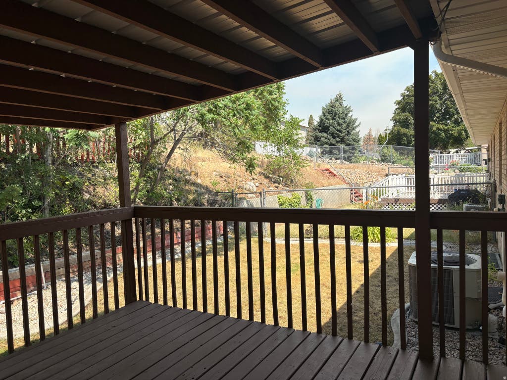 Photo of 564 S GOOSENEST DR E, Payson, UT 84651 (MLS # 2167636)