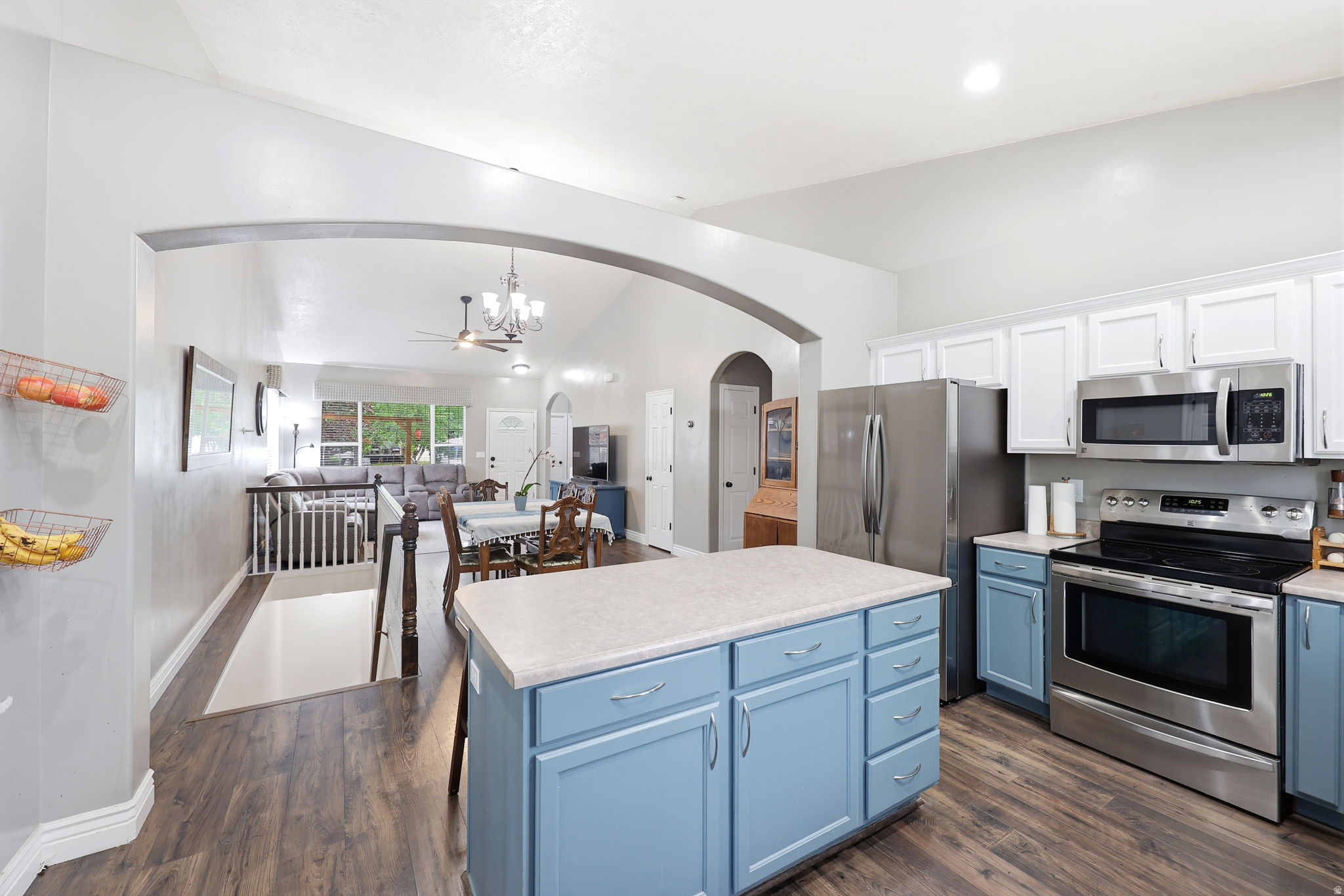 OVERLAKE - Residential