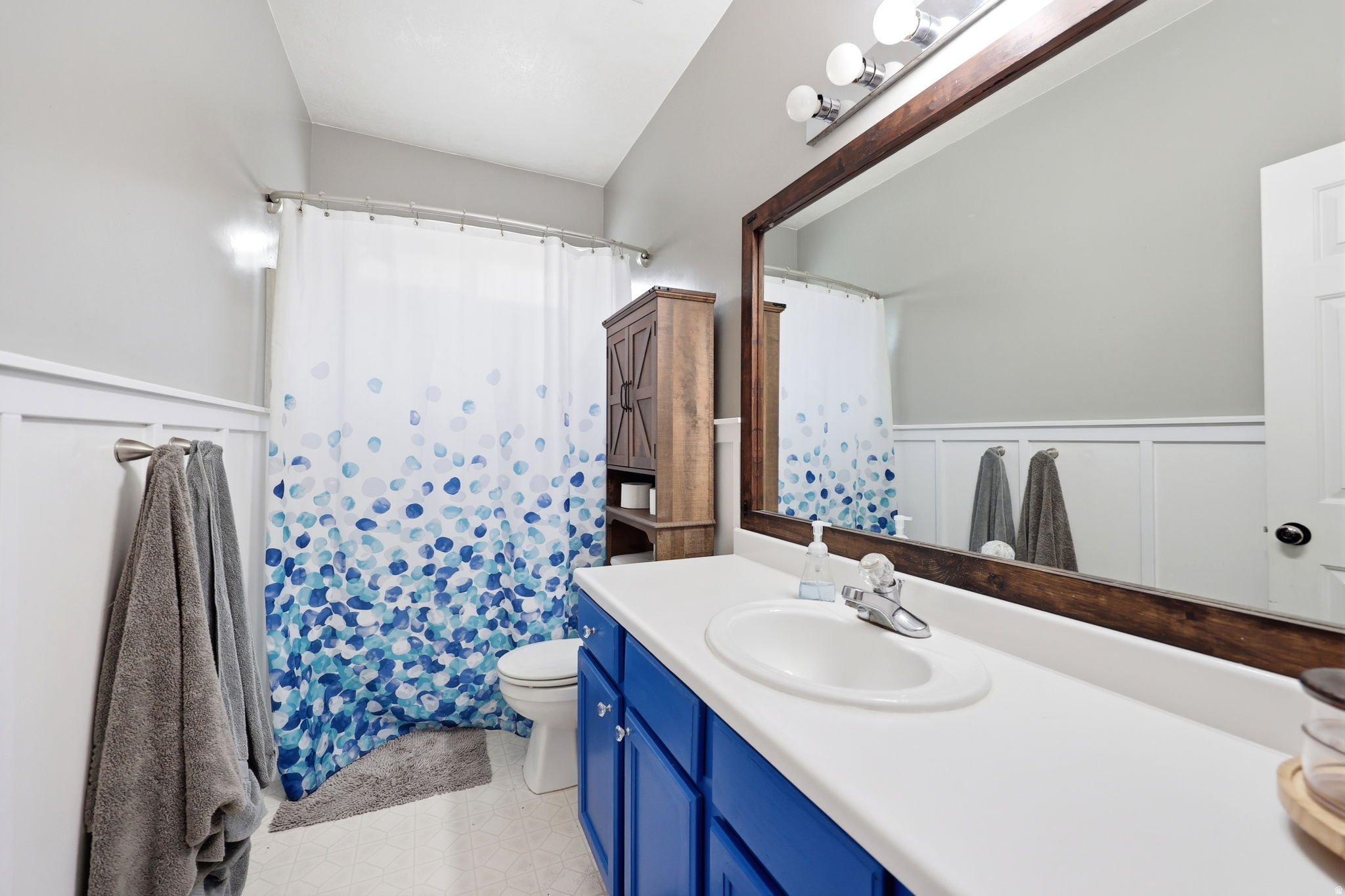OVERLAKE - Residential