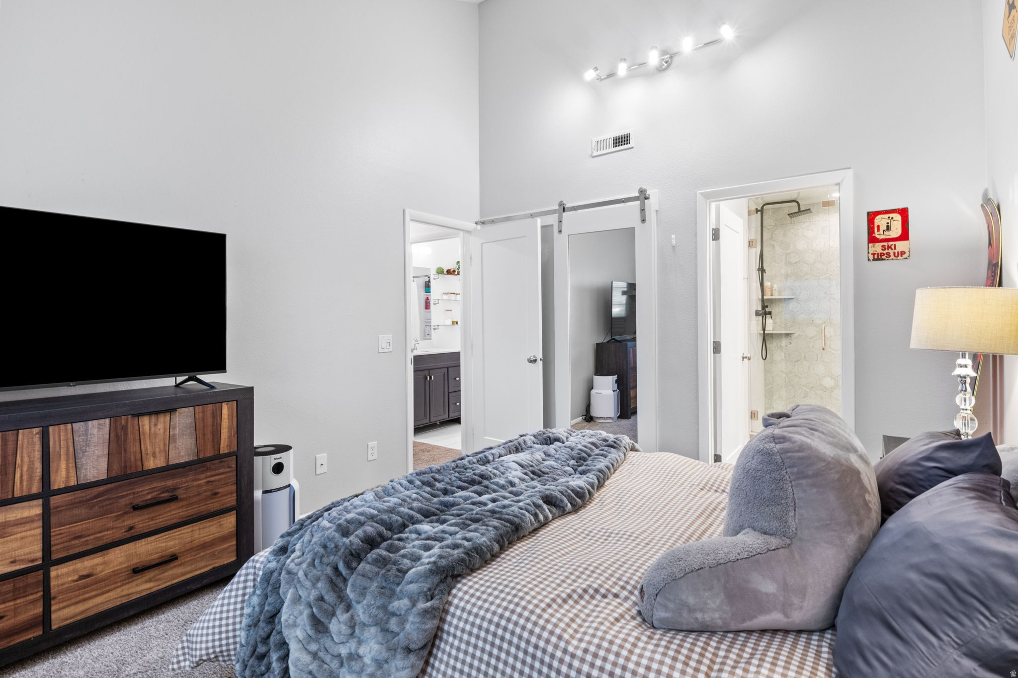 POLO CLUB CONDOMINIUMS - Residential