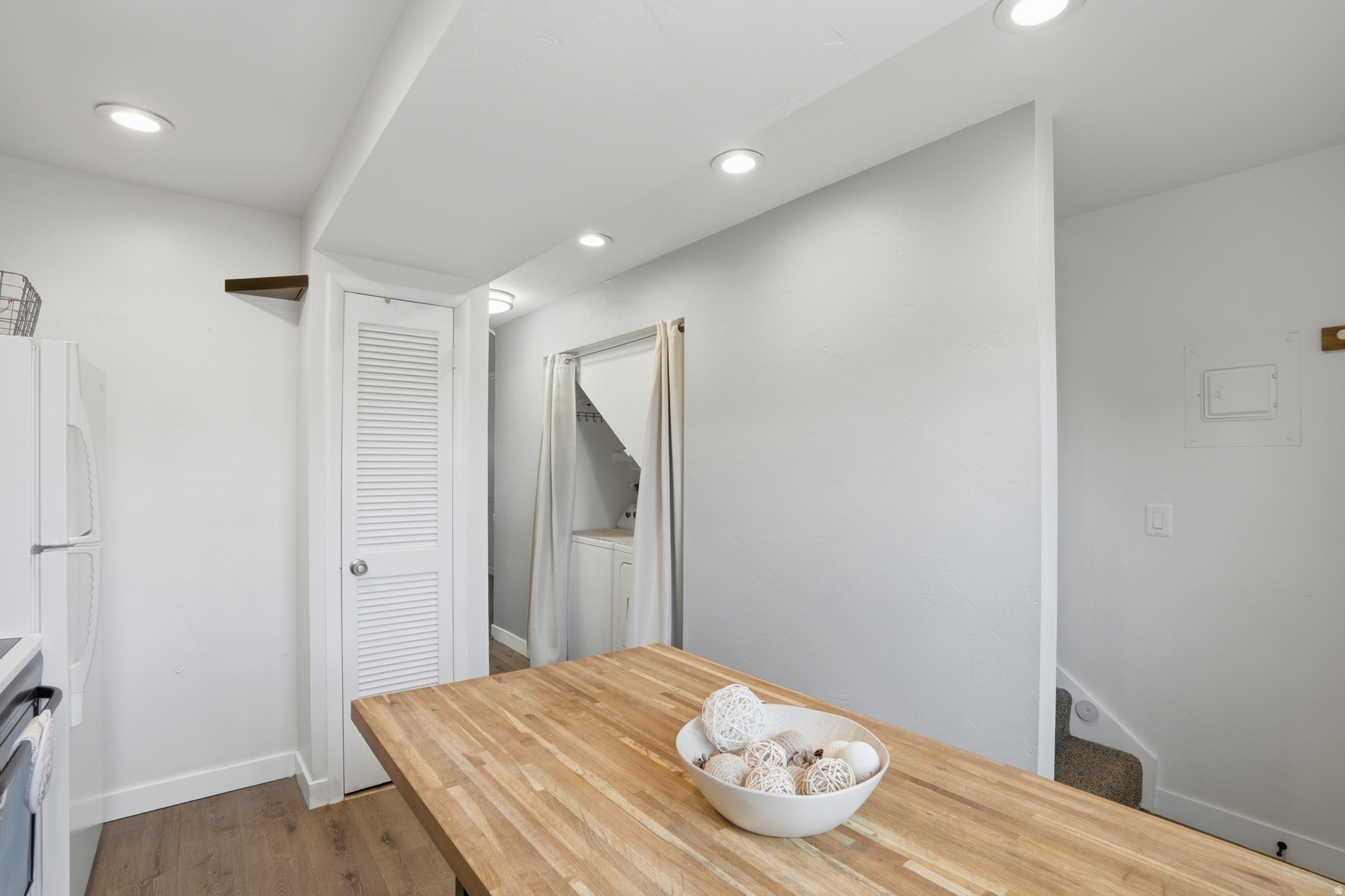 CAROLEE CONDOMINIUMS - Residential