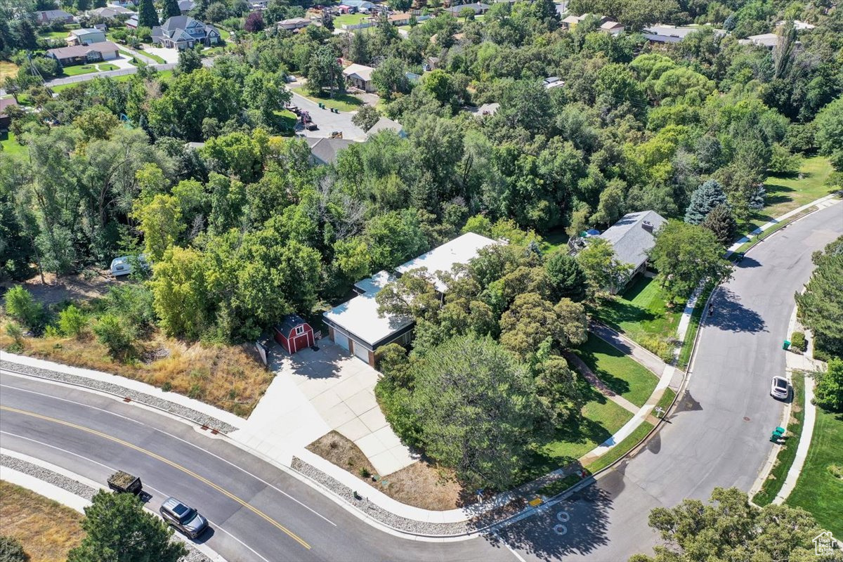 FERNWOOD HOLLOW - Residential