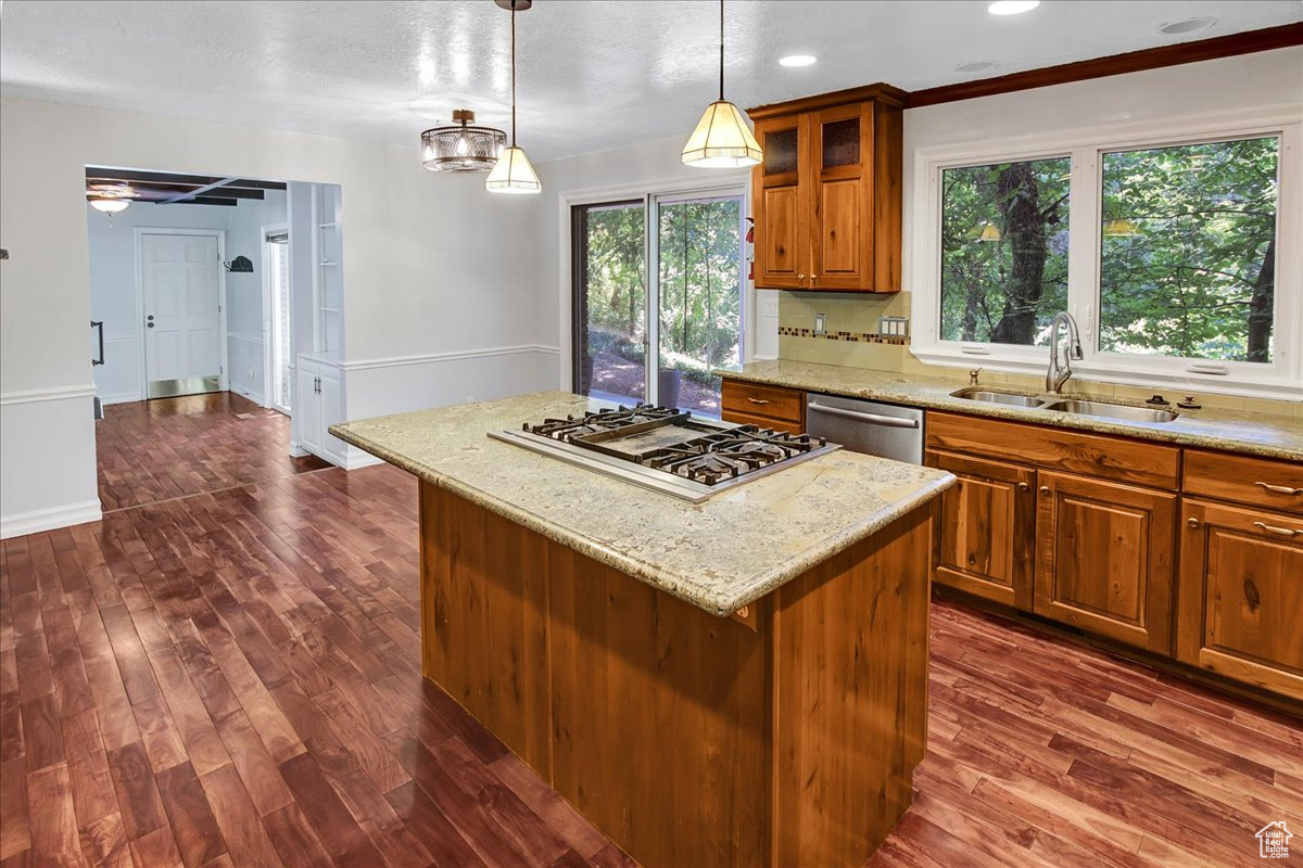 FERNWOOD HOLLOW - Residential